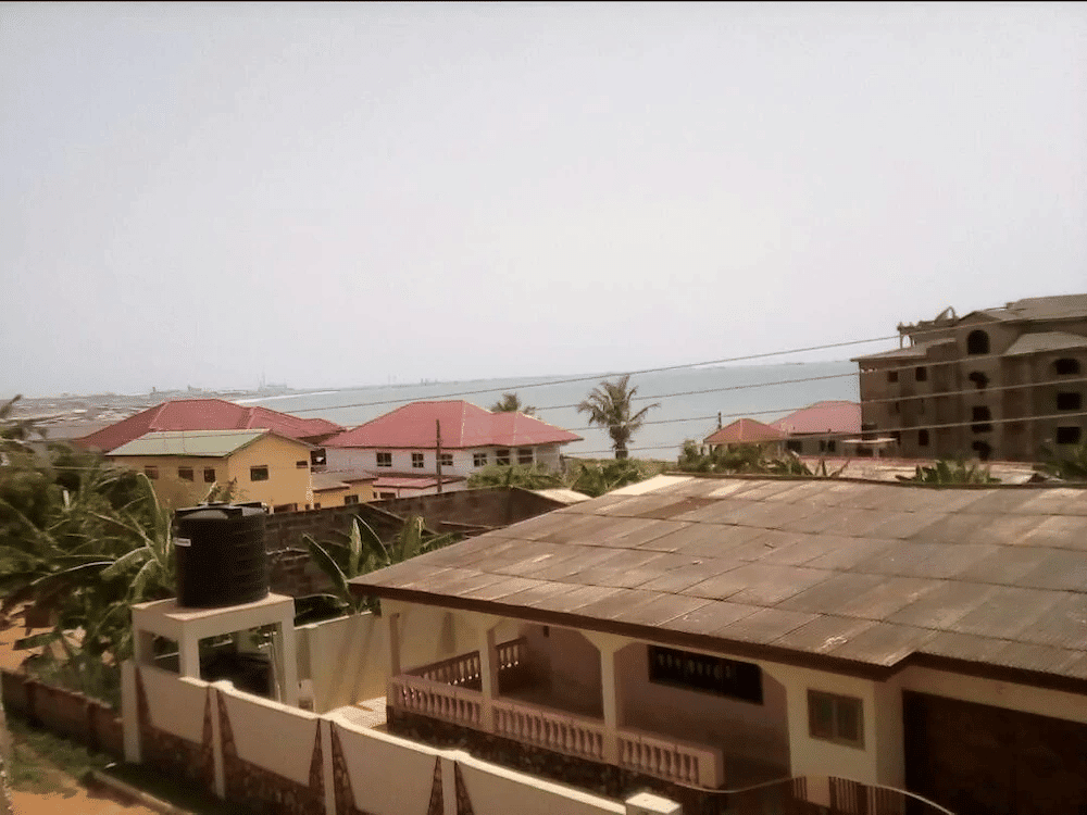 Tropical Nectar Hostel